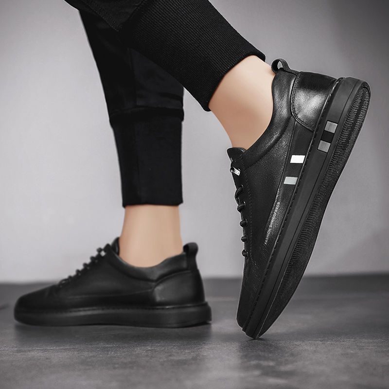 ELEGANTIE | Sneakers i äkta läder ©